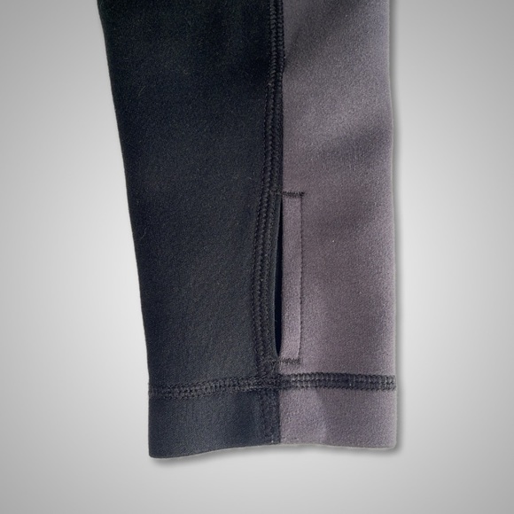 { CAbi } - #989 Asymmetrical Zip-Up Jacket - Picture 4 of 5